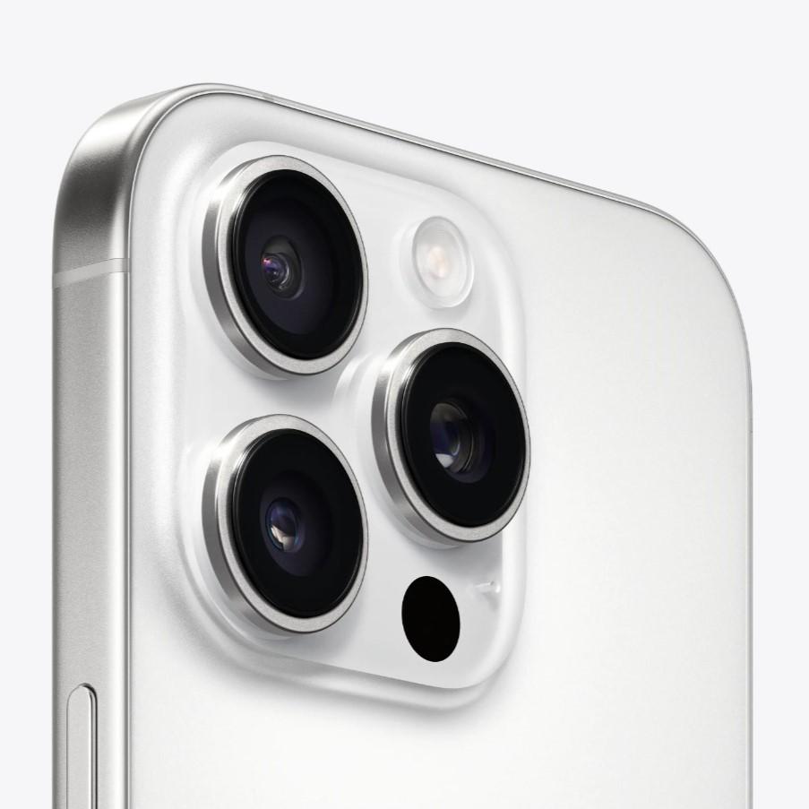 iPhone 16 Pro Max 9