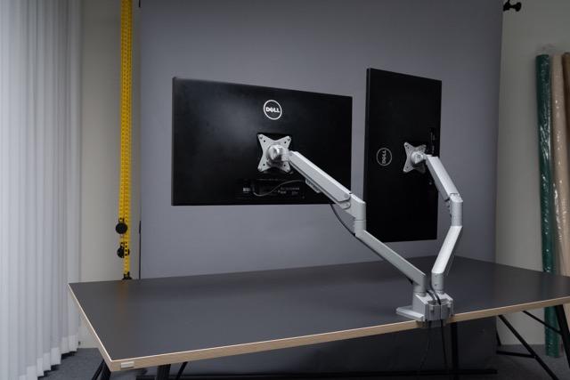​  EYES 13 Dual - Full motion Aluminium gas spring monitor arm 9