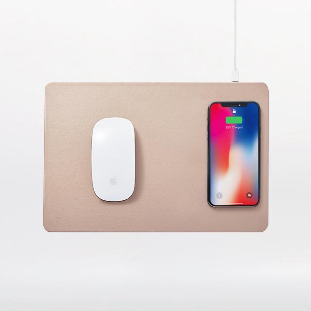 HANDS 3 - Wireless Charging Mouse Pad 21