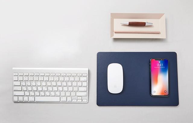 HANDS 3 - Wireless Charging Mouse Pad 23