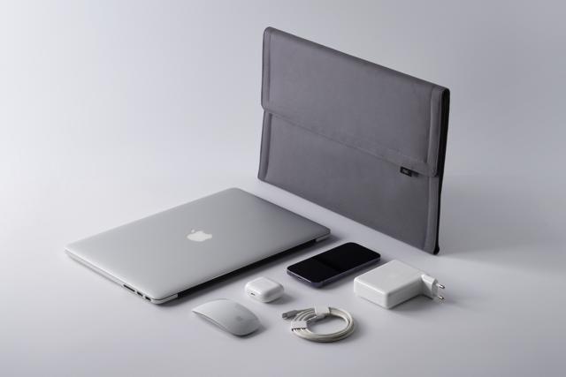 Hands 8. 4-in-1 Protective Magnetic Laptop Sleeve Case with Mouse Mat & Accessory Pouch 3
