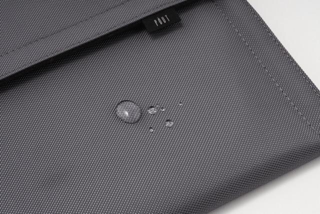 Hands 8. 4-in-1 Protective Magnetic Laptop Sleeve Case with Mouse Mat & Accessory Pouch 9