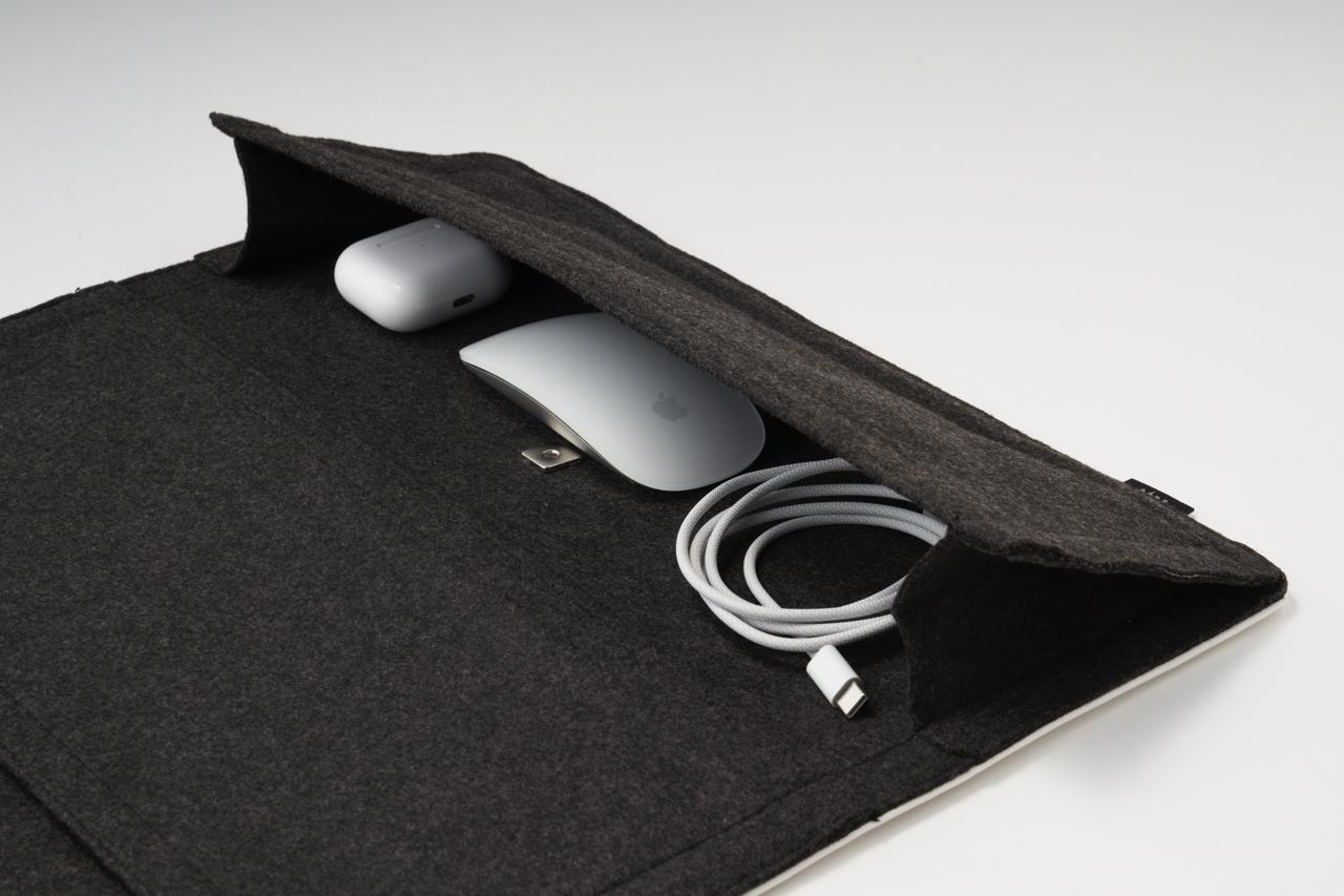 Hands 8. 4-in-1 Protective Magnetic Laptop Sleeve Case with Mouse Mat & Accessory Pouch 33