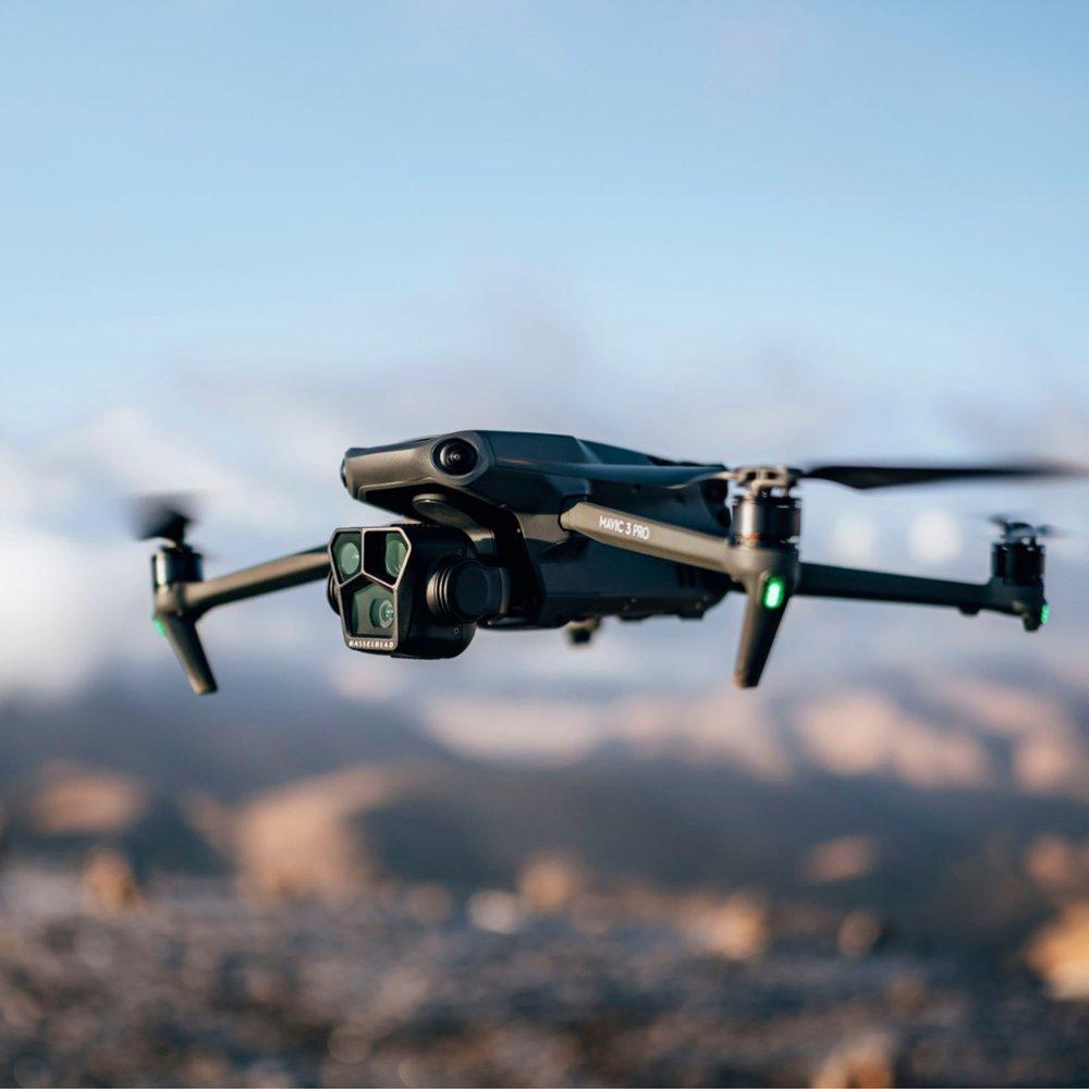 MAVIC 3 PRO FLY MORE COMBO(RC PRO) 9