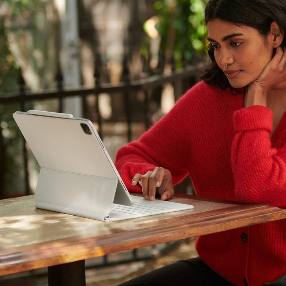 Apple - Magic Keyboard for 11-inch 20