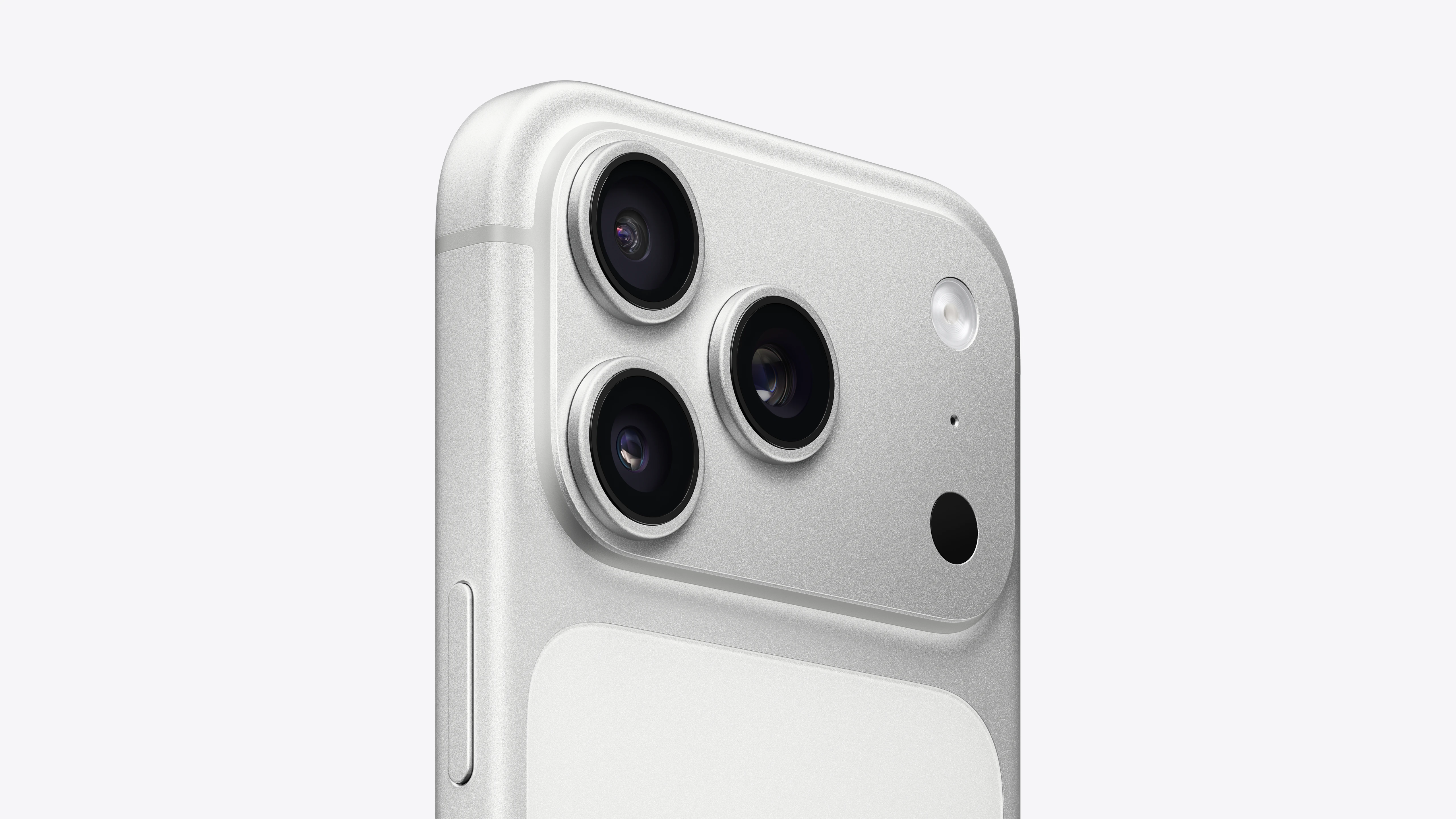 iPhone 17 Pro Max 3